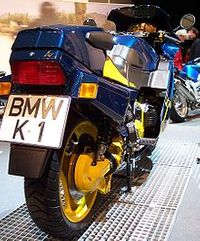 220px-BMW_K1_blue_1993_hr_TCE